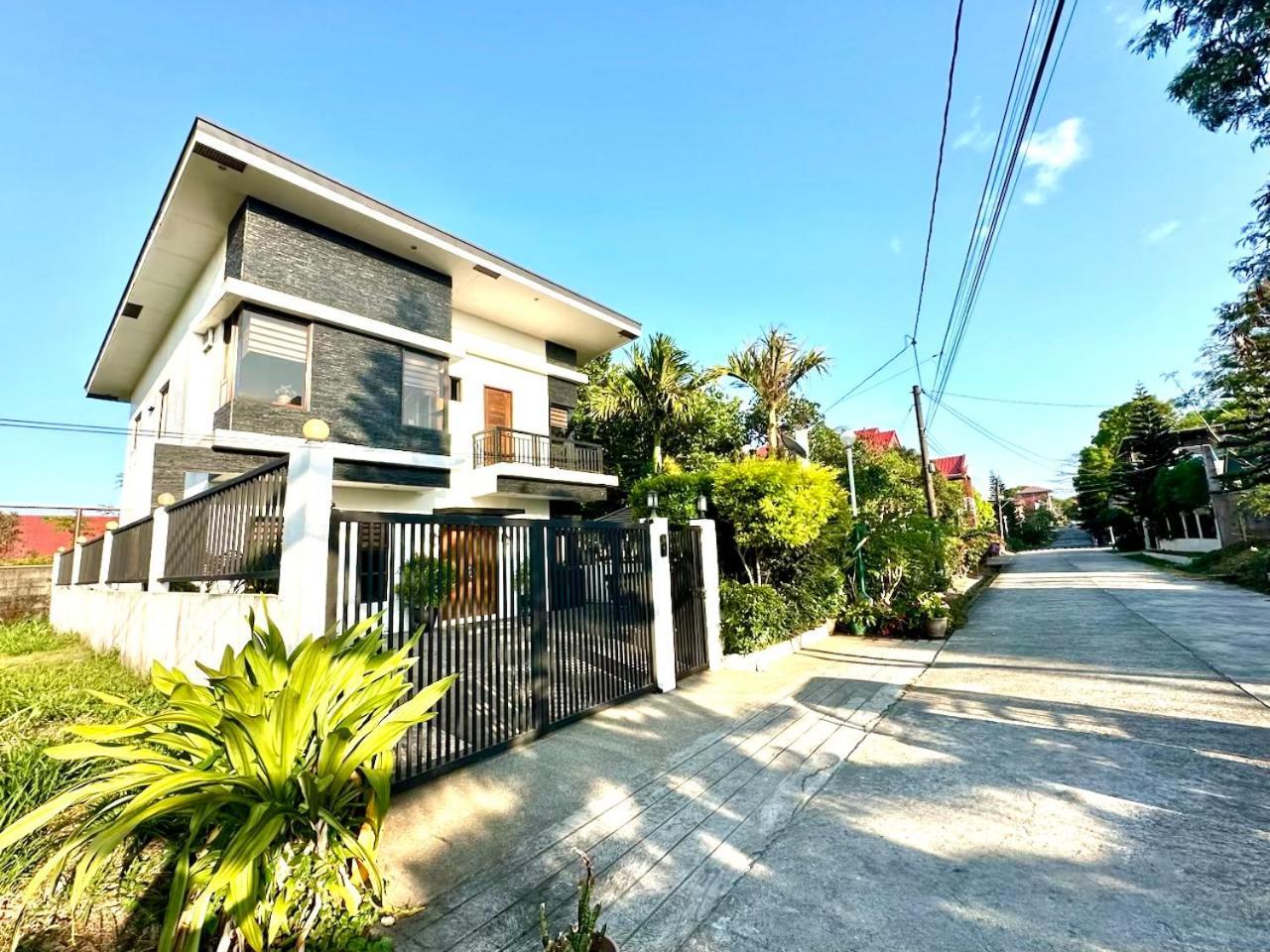 Bella Homes 6Br 4Bath Near Rotunda Tagaytay City Dış mekan fotoğraf